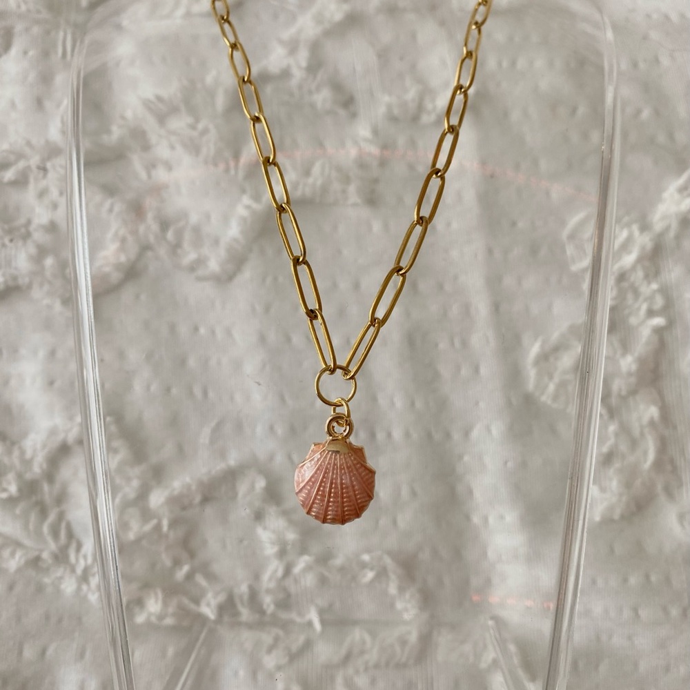 PrettyInPink - Picture 3 of 5